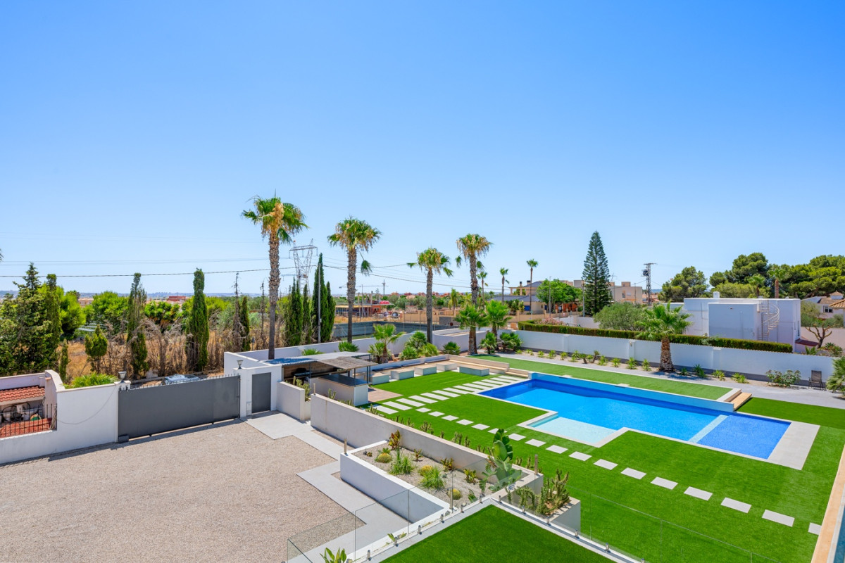 Herverkoop - Landelijke woning - Los Montesinos - La Herrada