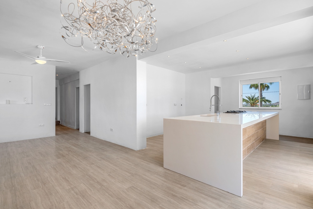 Herverkoop - Landelijke woning - Los Montesinos - La Herrada