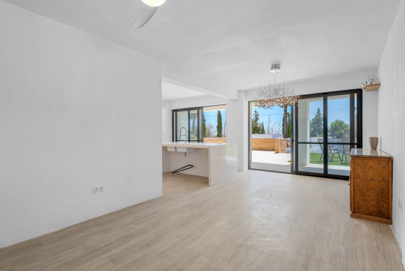 Herverkoop - Landelijke woning - Los Montesinos - La Herrada