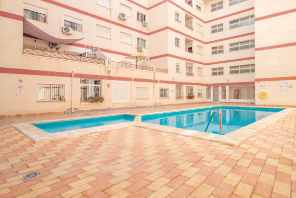 Herverkoop - Appartement  - Torrevieja - Centro