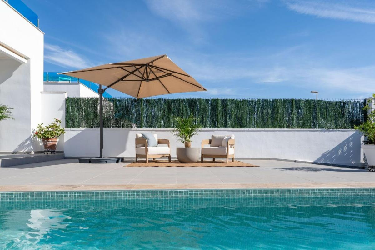 Resale - Villa - Bigastro