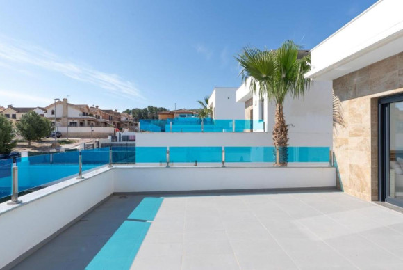 Resale - Villa - Bigastro