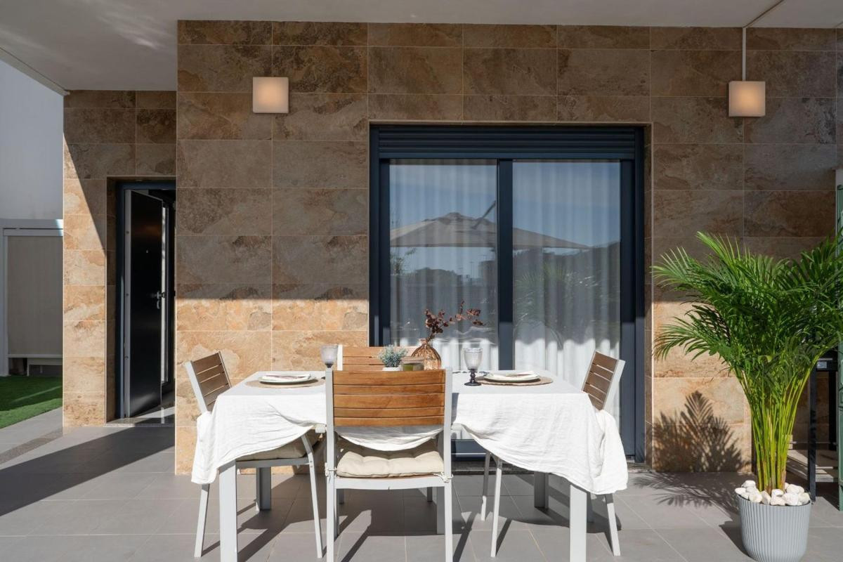 Resale - Villa - Bigastro