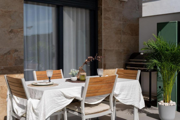 Resale - Villa - Bigastro