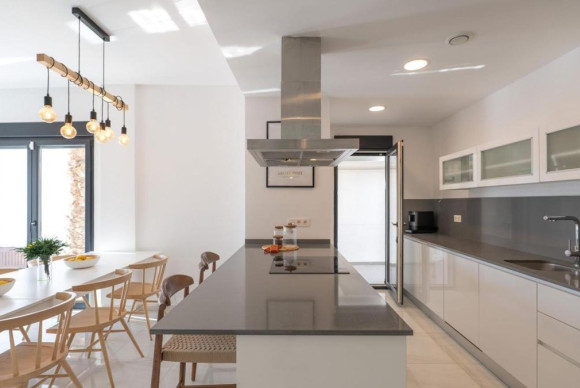 Resale - Villa - Bigastro