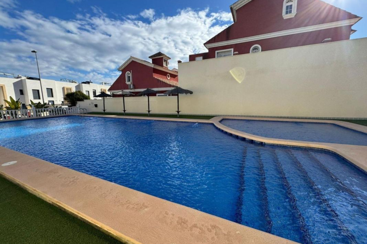 Resale - Townhouse - Orihuela