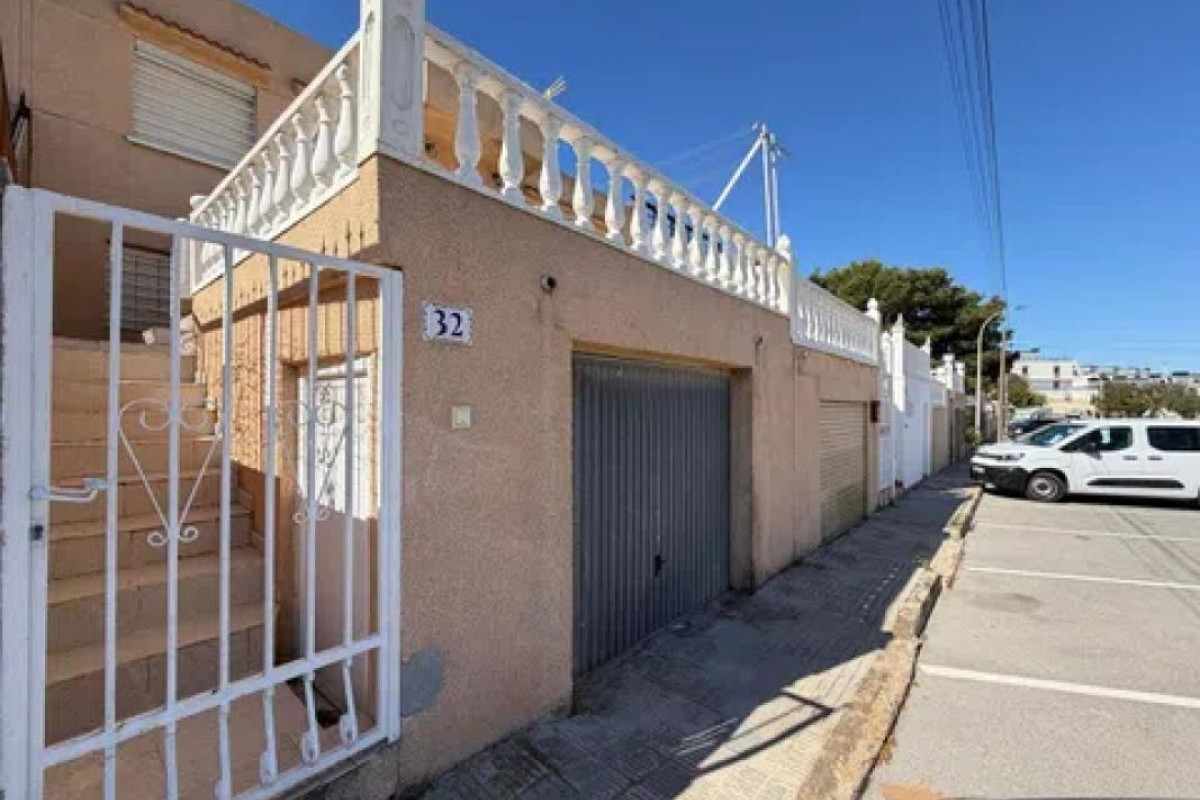 Reventa - Adosado - Gran alacant