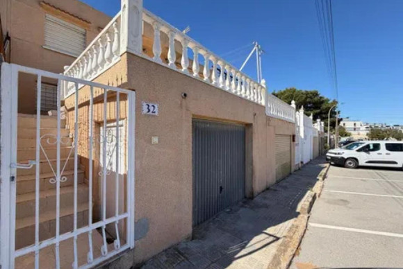 Reventa - Adosado - Gran alacant