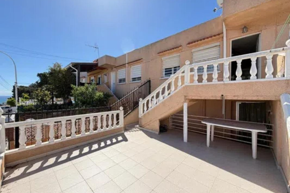 Reventa - Adosado - Gran alacant