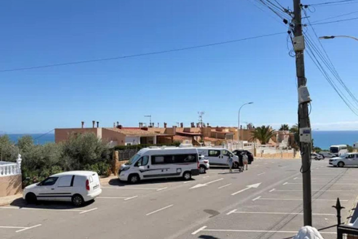 Reventa - Adosado - Gran alacant