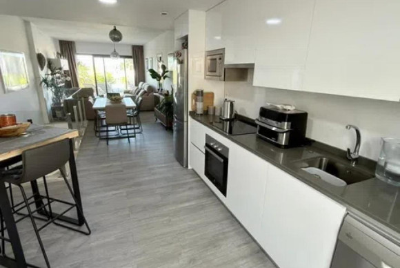 Reventa - Apartamento / piso - Finestrat