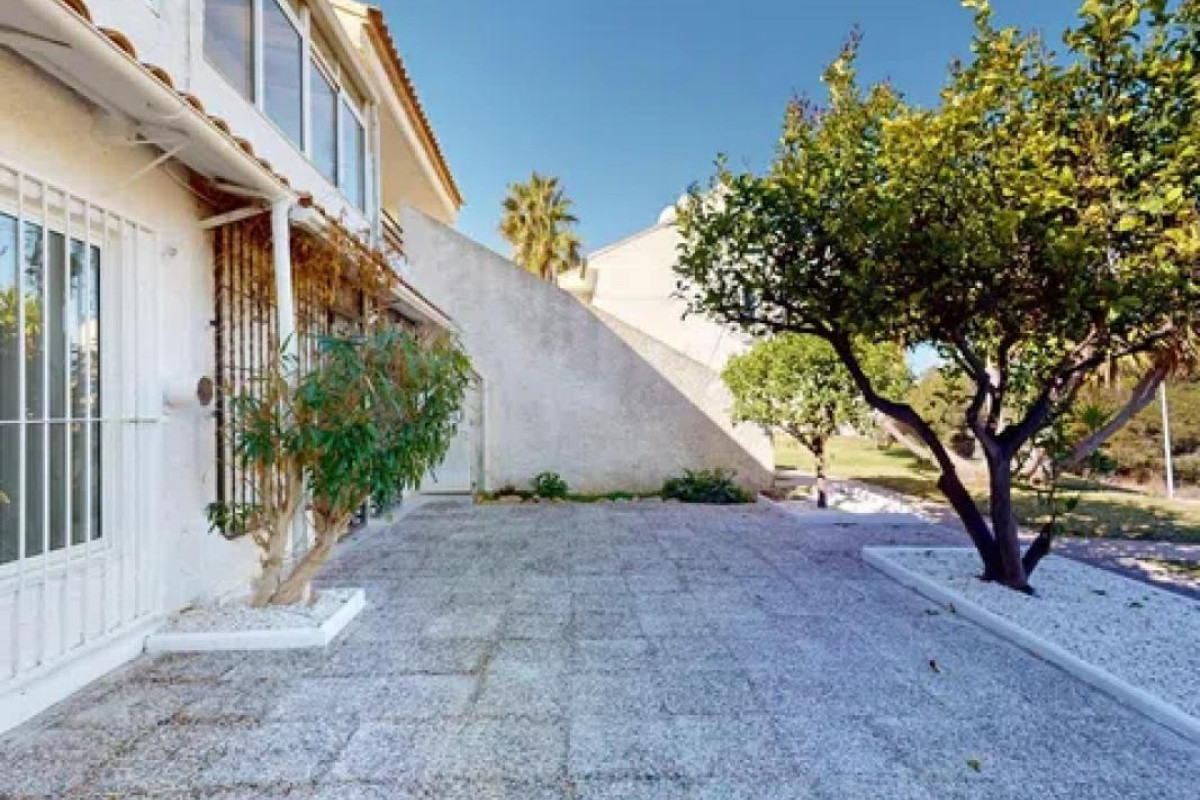 Reventa - Apartamento / piso - Orihuela