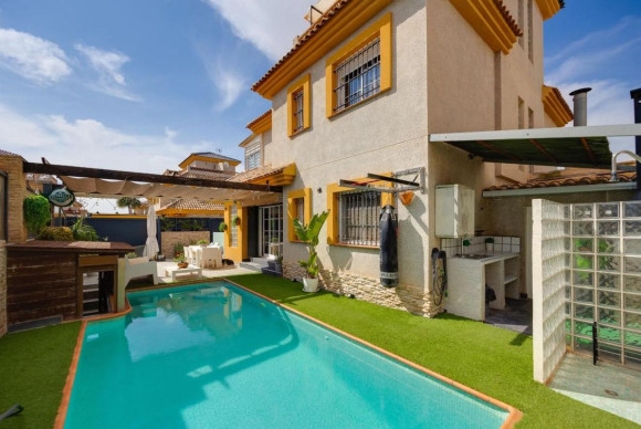 Revente - Villa - Los Montesinos