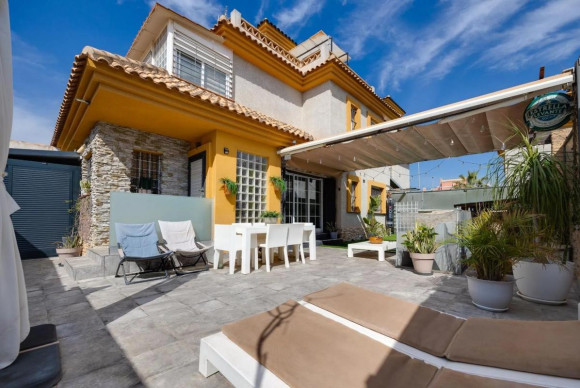 Revente - Villa - Los Montesinos