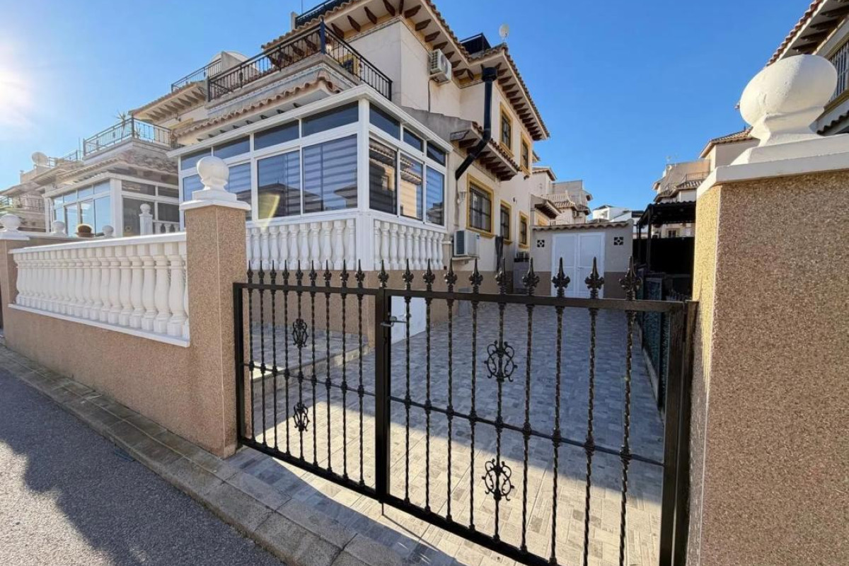 Resale - Townhouse - Orihuela