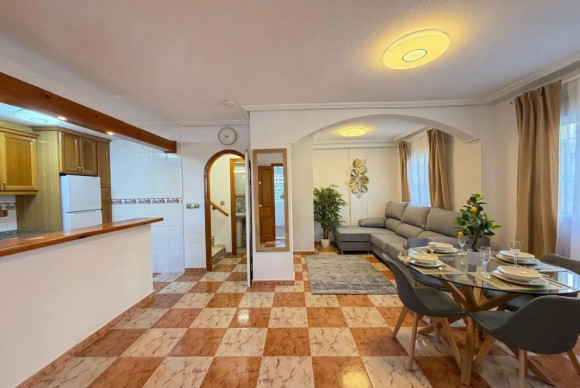 Resale - Townhouse - Orihuela