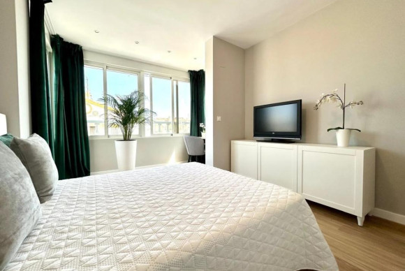 Reventa - Villa - Orihuela