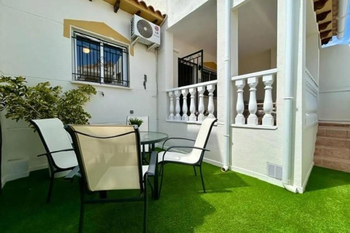 Reventa - Villa - Orihuela