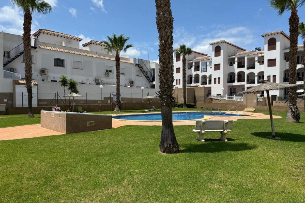 Herverkoop - casas - Orihuela