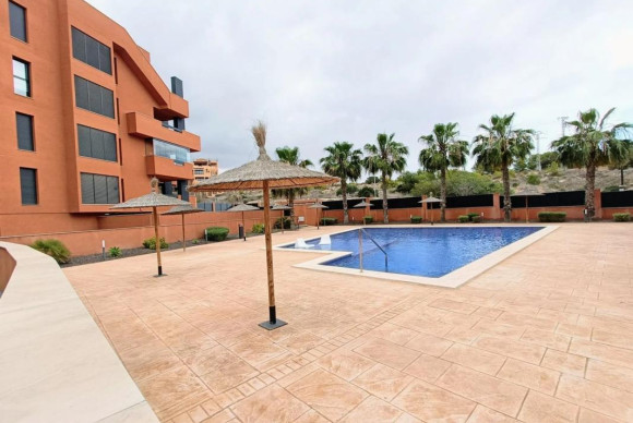 Reventa - Apartamento / piso - Orihuela