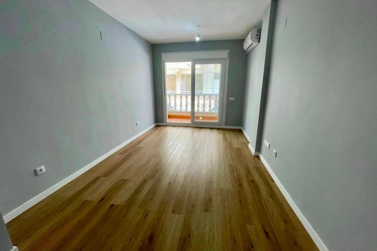 Herverkoop - Appartement  - Torrevieja - torrevieja