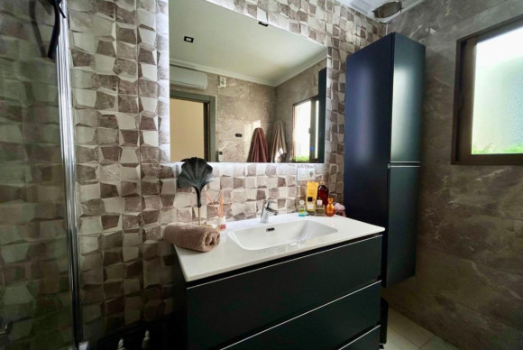 Reventa - Apartamento / piso - Orihuela