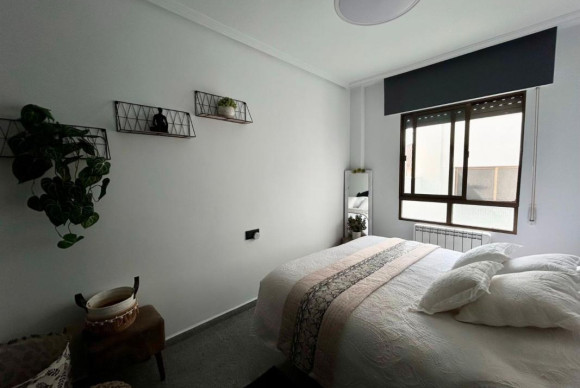 Reventa - Apartamento / piso - Orihuela
