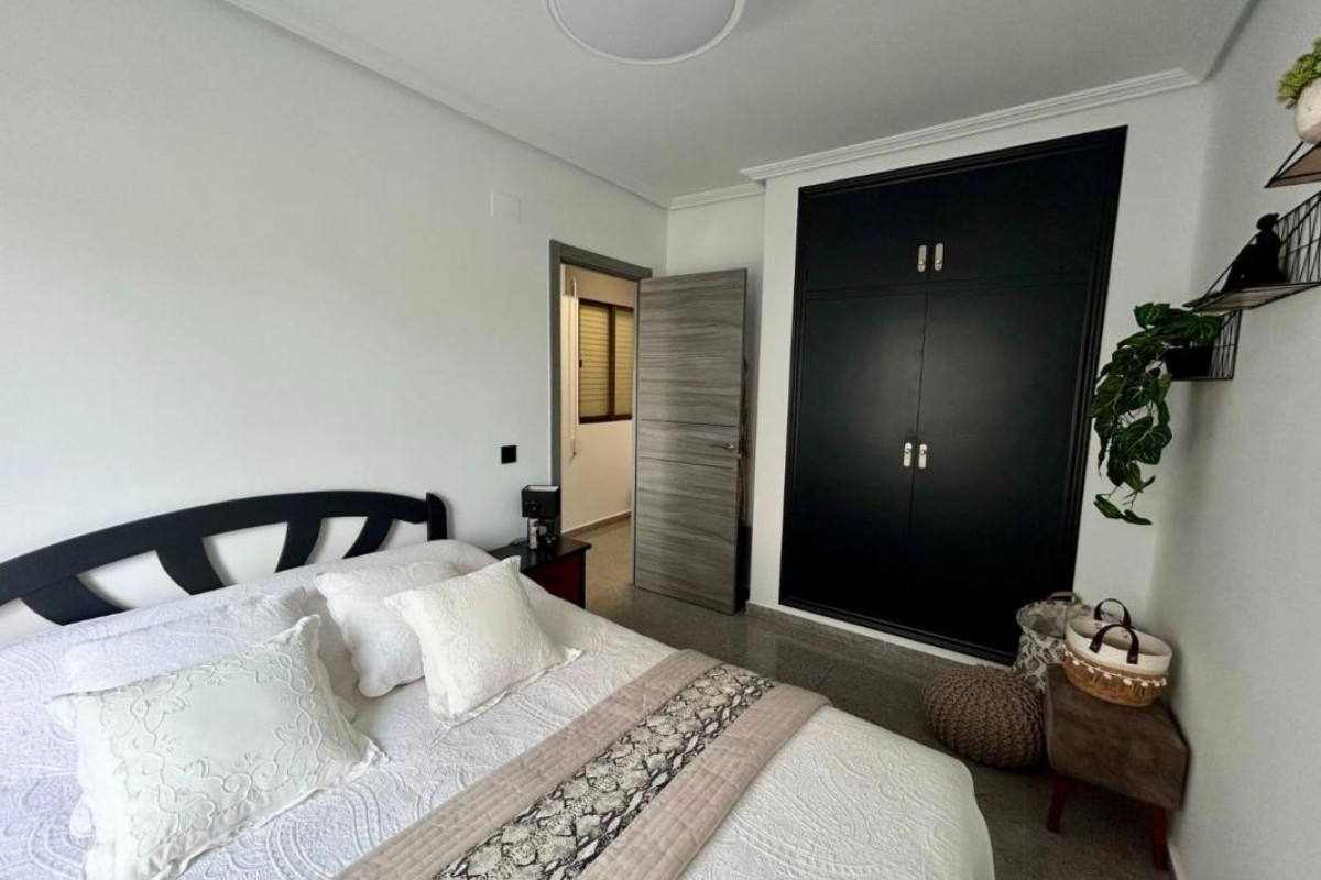 Reventa - Apartamento / piso - Orihuela