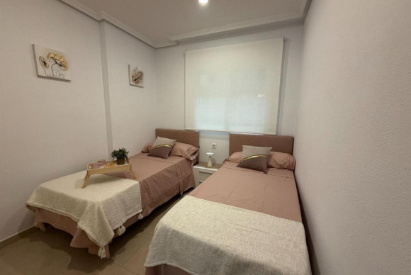 Reventa - Apartamento / piso - Alicante / Alacant