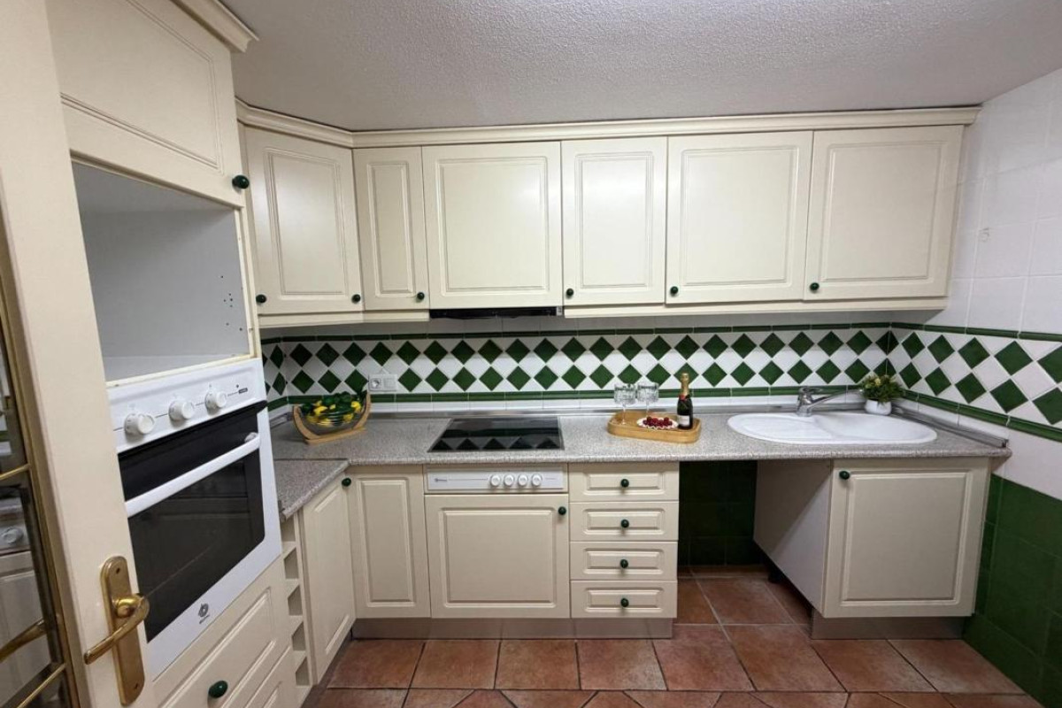 Reventa - Apartamento / piso - Alicante / Alacant