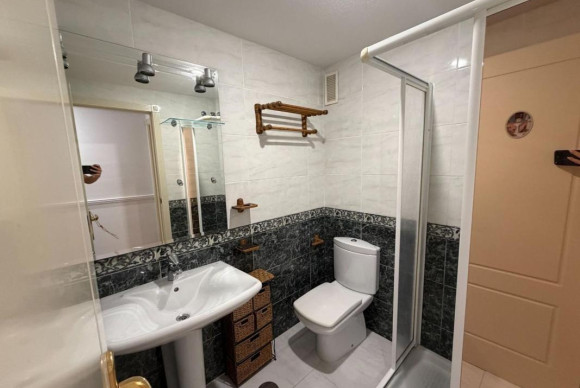 Reventa - Apartamento / piso - Alicante / Alacant