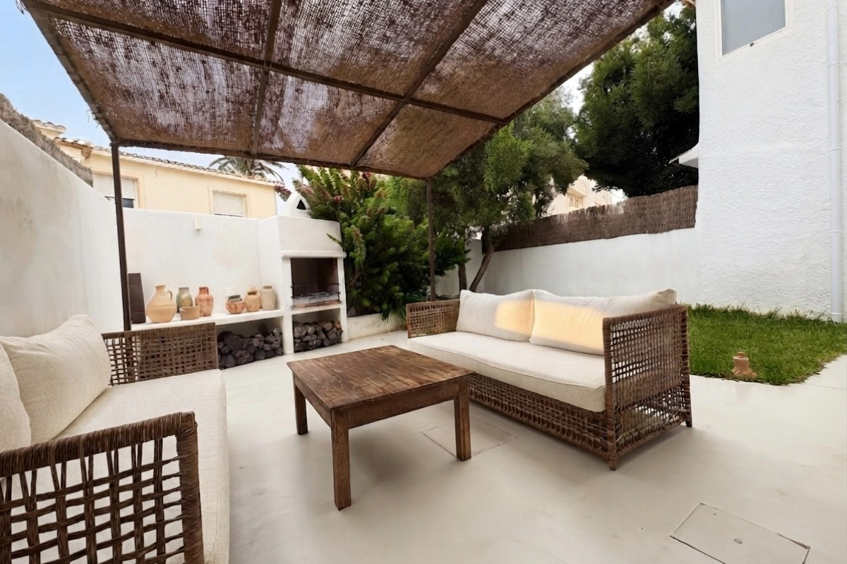 Herverkoop - Villa - Denia - Les Marines - Las Marinas