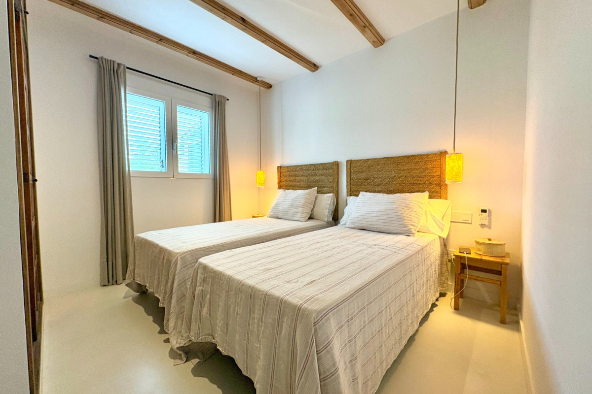 Herverkoop - Villa - Denia - Les Marines - Las Marinas