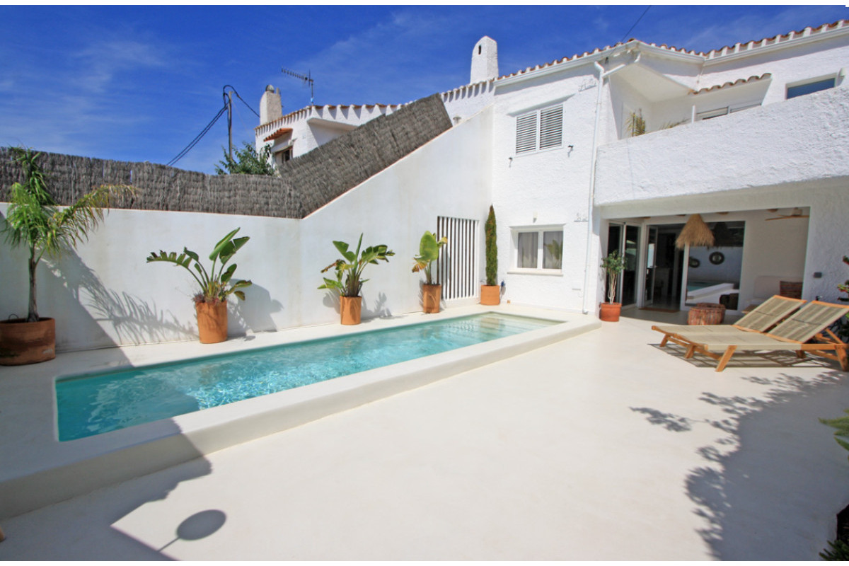 Herverkoop - Villa - Denia - Les Marines - Las Marinas