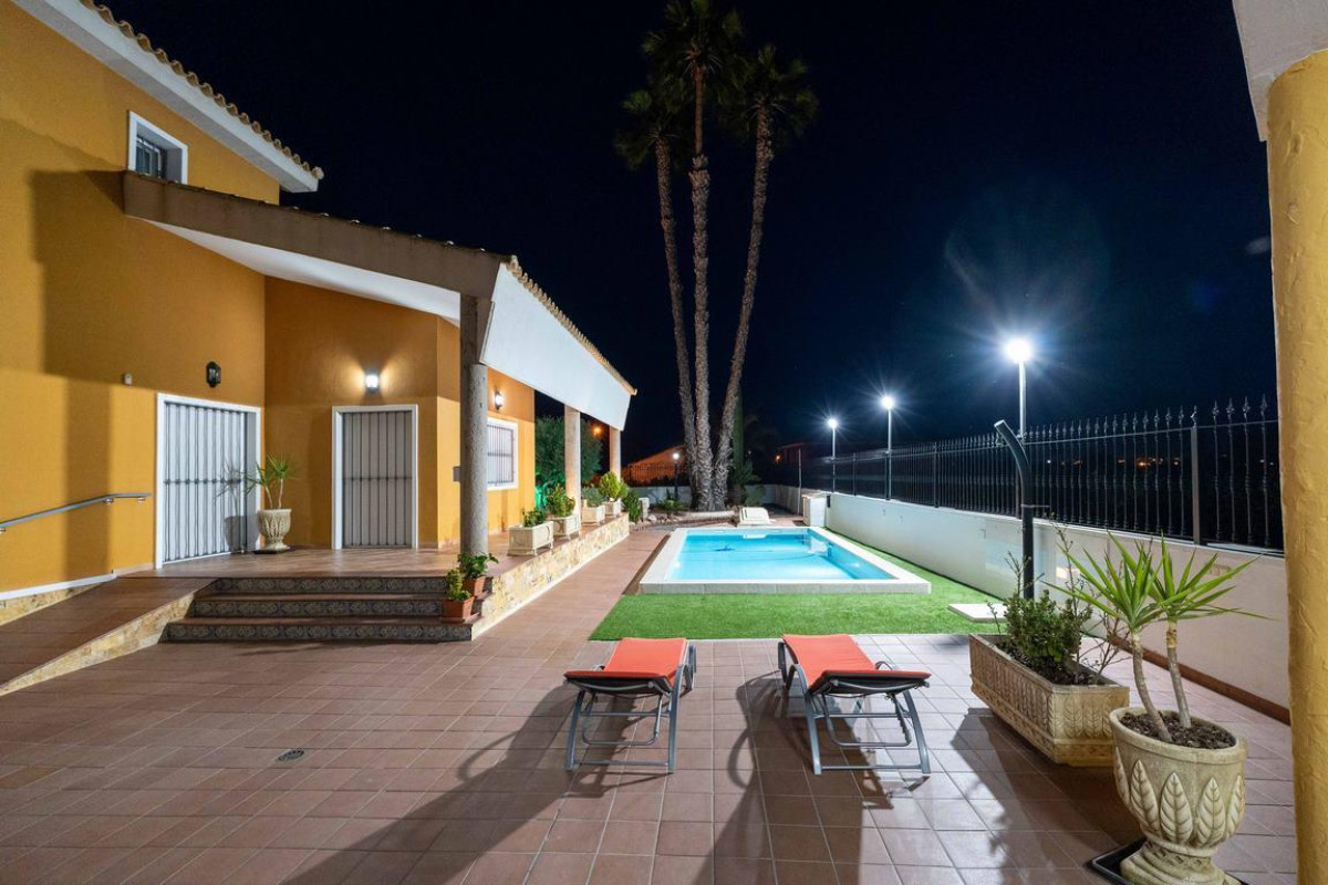 Reventa - House - Orihuela Costa - CAMPO