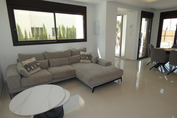 Herverkoop - Vrijstaande Villa - Ciudad Quesada - Doña Pepa