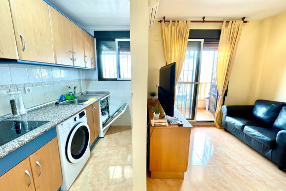 Herverkoop - Appartement  - Daya Nueva - Daya Nueva - Town