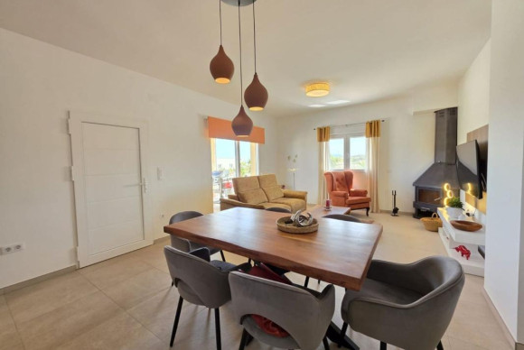 Resale - Villa - Pinoso