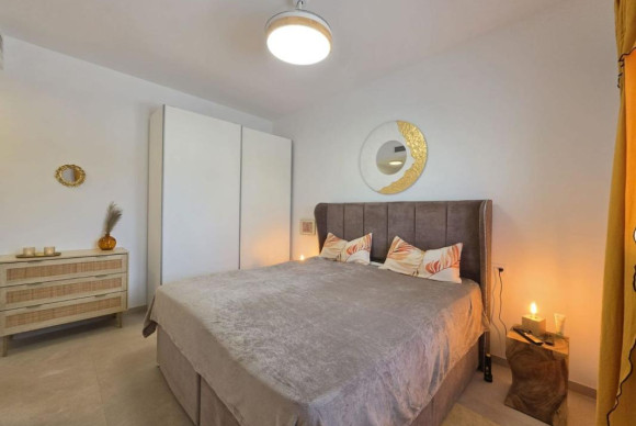 Resale - Villa - Pinoso