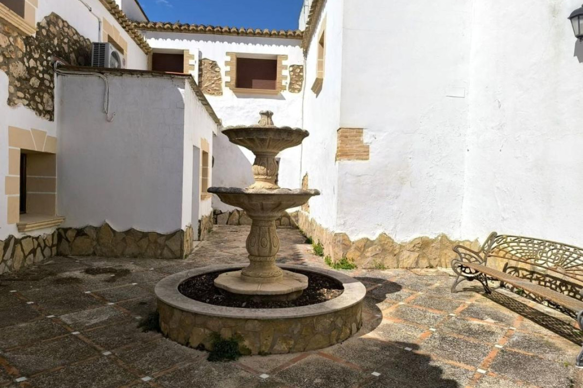 Herverkoop - Shop - Banyeres de Mariola