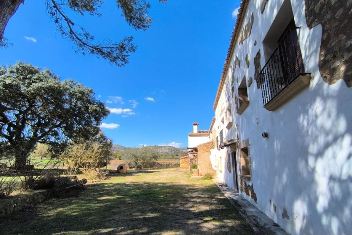 Herverkoop - Shop - Banyeres de Mariola