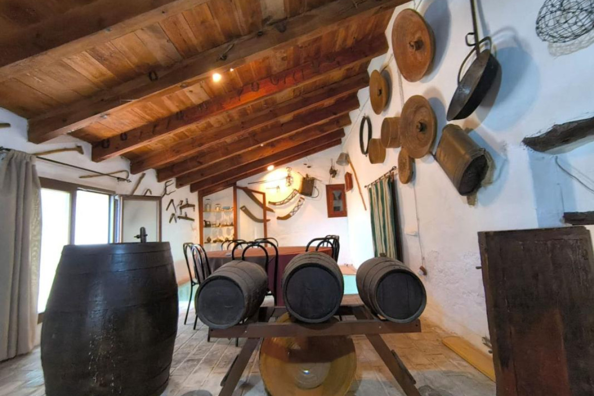 Herverkoop - Shop - Banyeres de Mariola