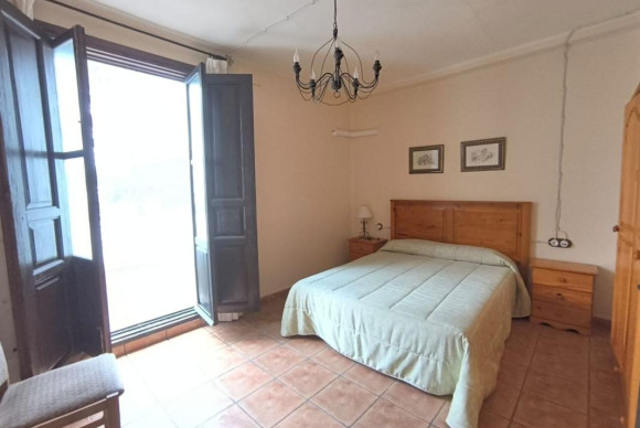Herverkoop - Shop - Banyeres de Mariola