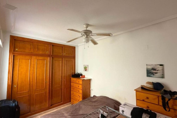 Resale - Apartment  - Torrevieja - torrevieja