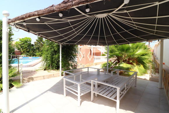 Herverkoop - Vrijstaande Villa - Ciudad Quesada - La Fiesta