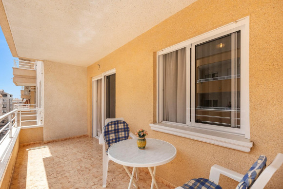 Reventa - Apartamento / piso - Torrevieja - Playa del cura
