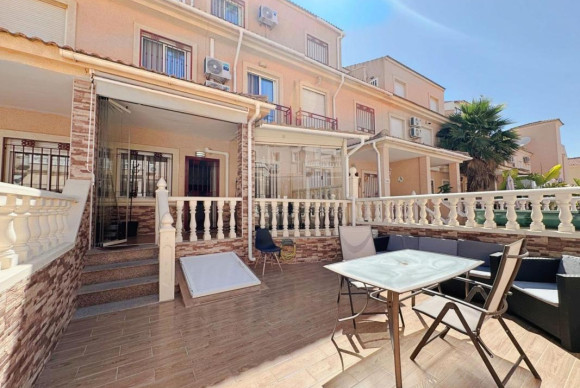 Reventa - Adosado - Orihuela