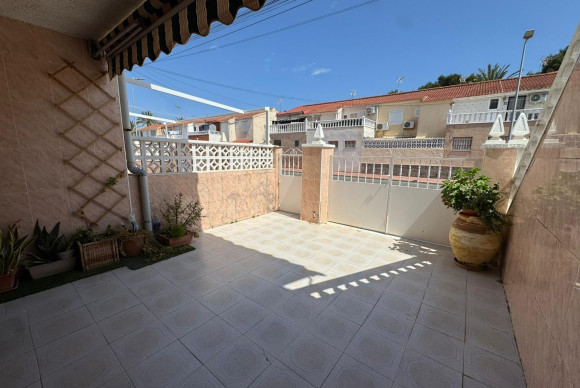 Reventa - Bungalow - Torrevieja - Playa de los Naufragos