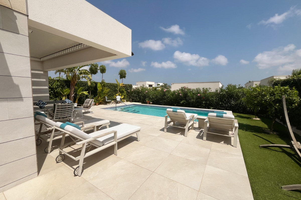 Reventa - Detached Villa - Los Montesinos - La Herrada
