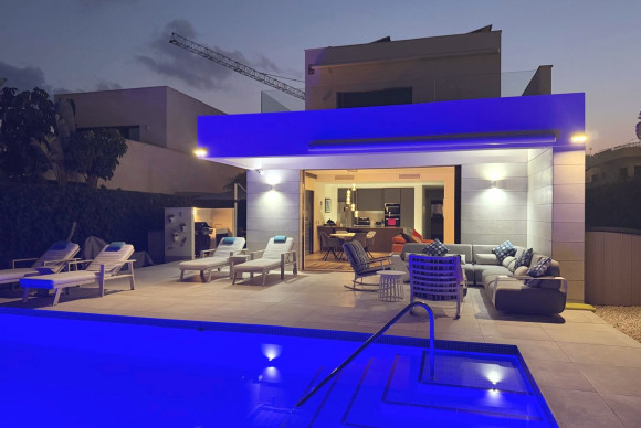 Reventa - Detached Villa - Los Montesinos - La Herrada